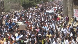 UN Observers in Syria Visit Massacre Site Near Hama