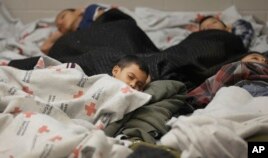 Mixed Signals at US Border with Mexico