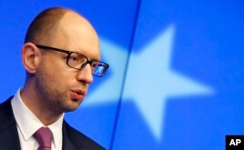 Crimean Lawmakers Vote to Leave Ukraine, Join Russia