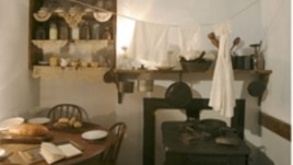 Lower East Side Tenement Museum Recreates Life in New York for Immigrants 100 Years Ago