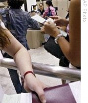 US to End HIV Travel Ban in January